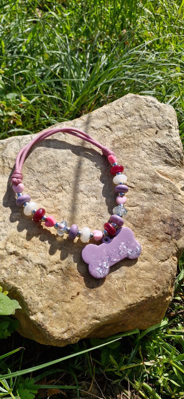 Plüton — Nebula Pink El Yapımı Epoksi Taş Kedi/Köpek Kolyesi