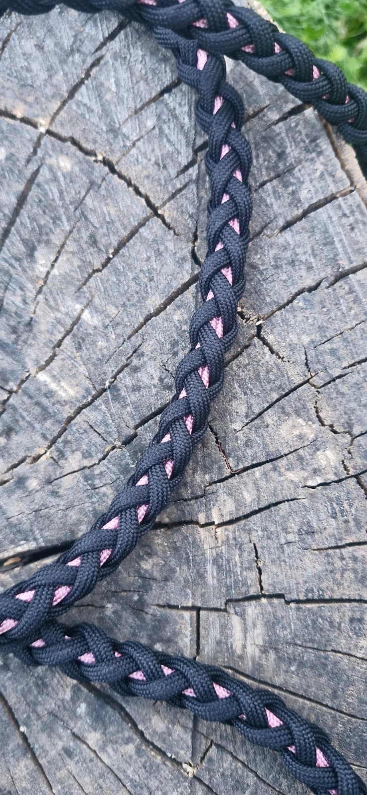 Sirius Bloom — 120 cm Paracord Köpek Gezdirme Kayışı | El Örgü Dayanıklı Tasarım