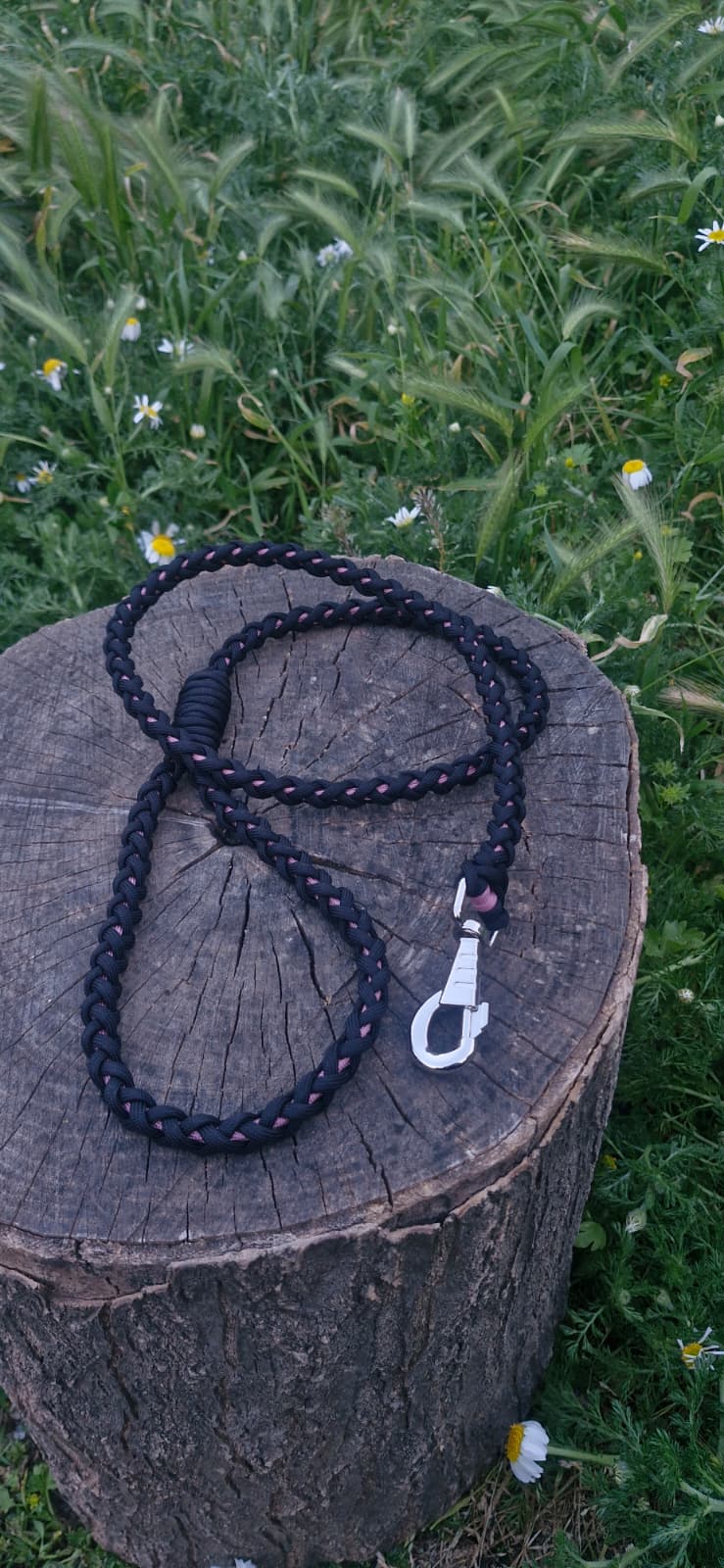 Sirius Bloom — 120 cm Paracord Köpek Gezdirme Kayışı | El Örgü Dayanıklı Tasarım